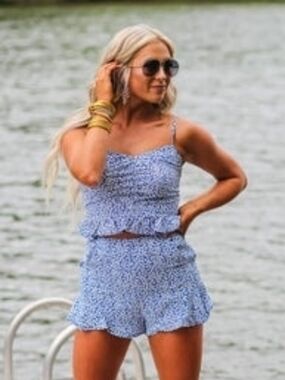 Boutique Bird & Co Small Blue Floral Smocked Crop Top & Shorts Set
